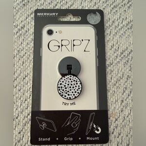 NWT. Grip'z Phone Stand - Black and White